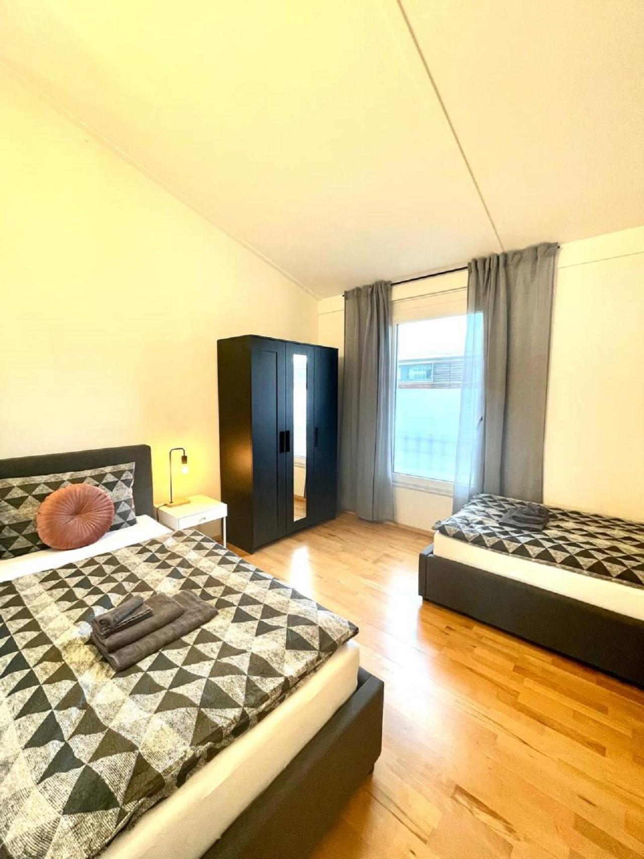 Geraeumiges Ferienhaus In Koblenz Koblenz  Exteriör bild