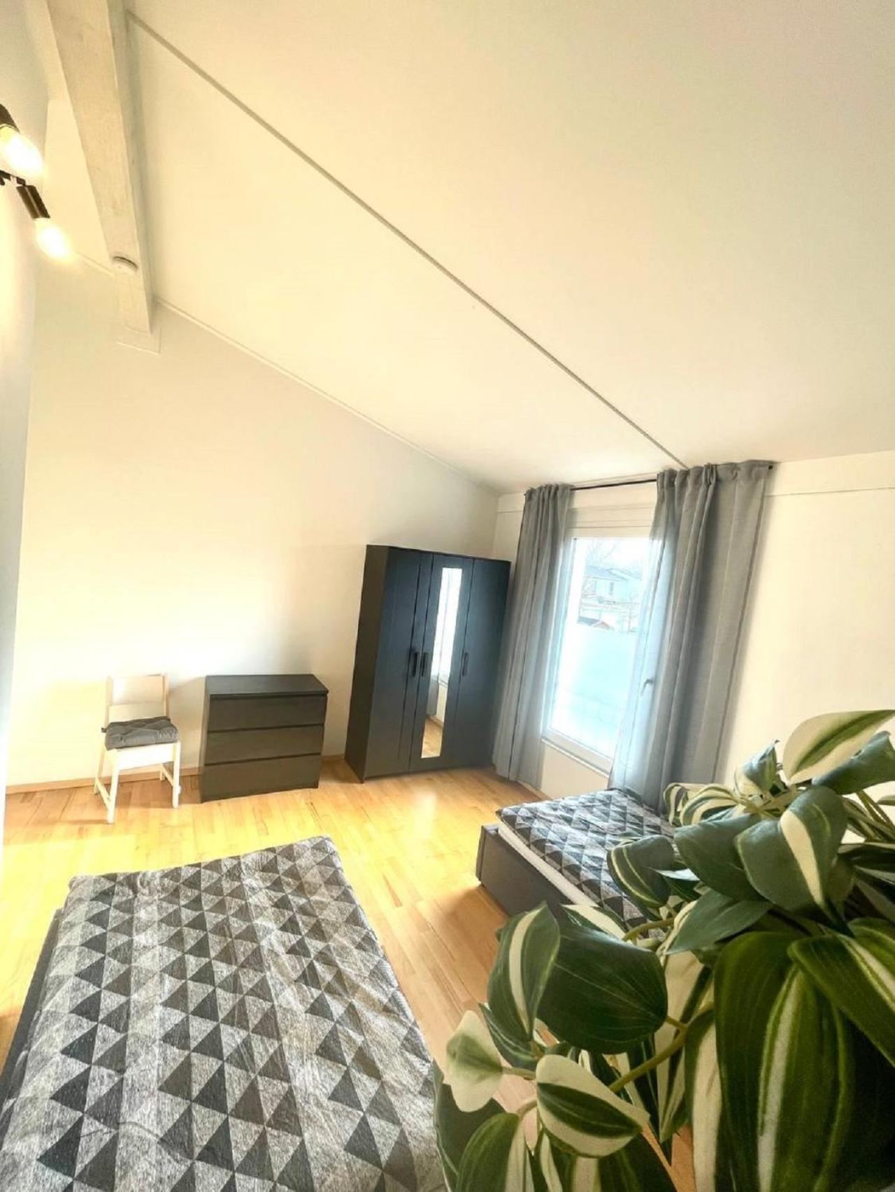 Geraeumiges Ferienhaus In Koblenz Koblenz  Exteriör bild